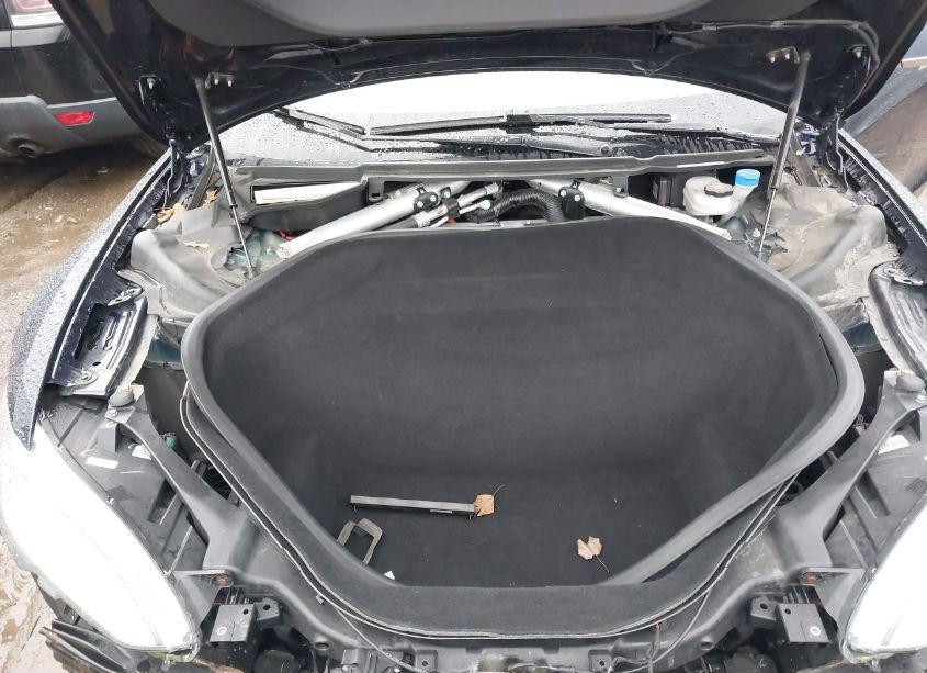 Photo 10 of 2015 Tesla Model S 70D/85D/P85D (VIN 5YJSA1H27FFP79568)