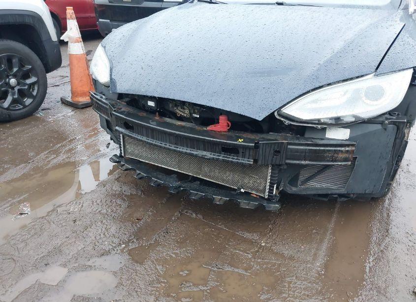 Photo 20 of 2015 Tesla Model S 70D/85D/P85D (VIN 5YJSA1H27FFP79568)