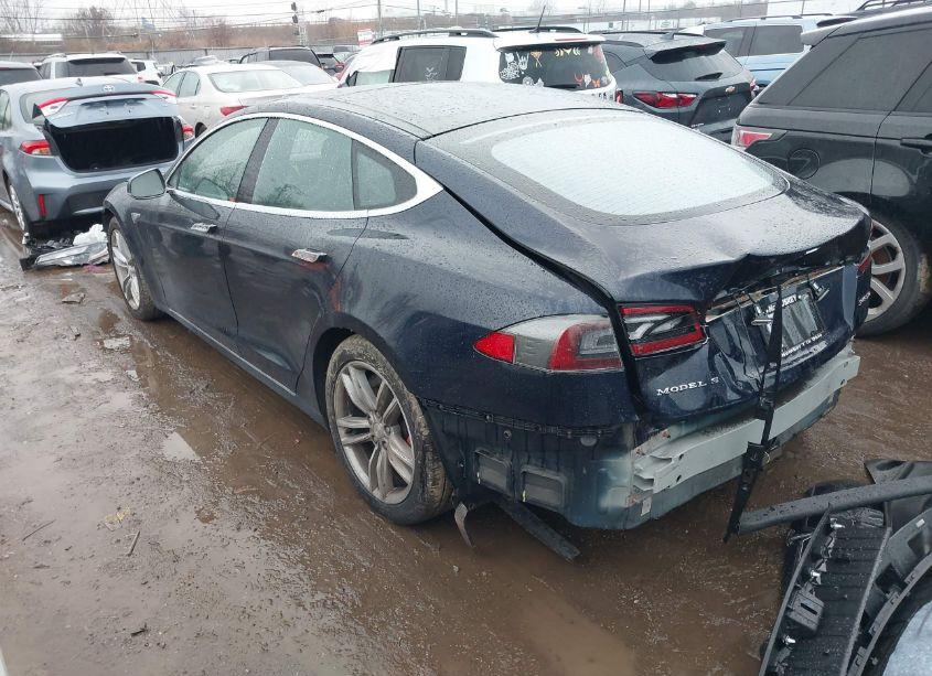 Photo 3 of 2015 Tesla Model S 70D/85D/P85D (VIN 5YJSA1H27FFP79568)
