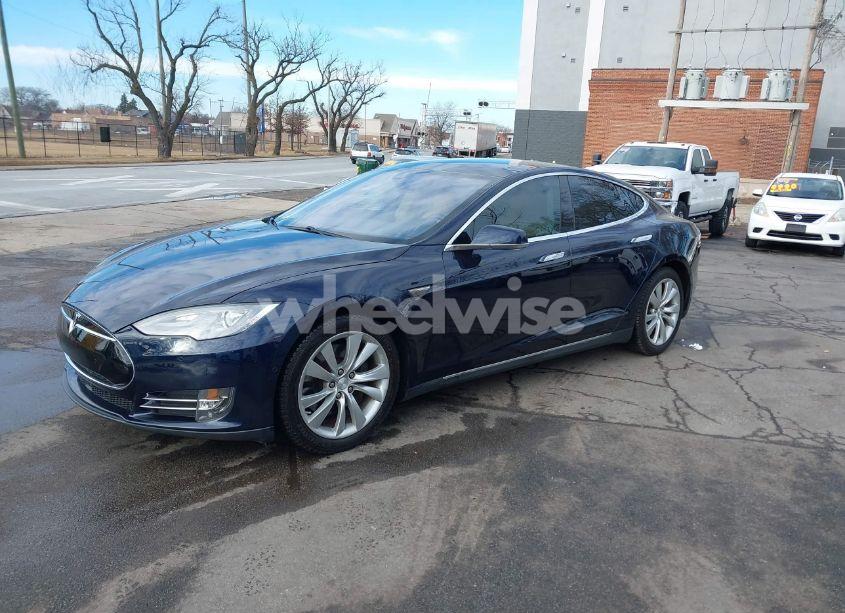 Photo 2 of 2015 Tesla Model S 70D/85D/P85D (VIN 5YJSA1H29FFP73187)