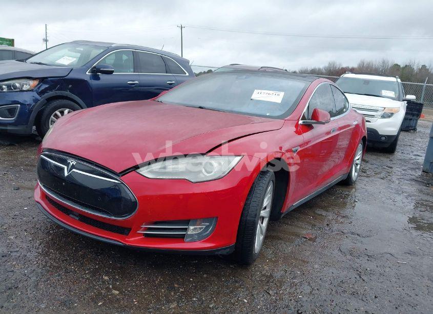Photo 2 of 2015 Tesla Model S 70D/85D/P85D (VIN 5YJSA1H2XFFP66958)