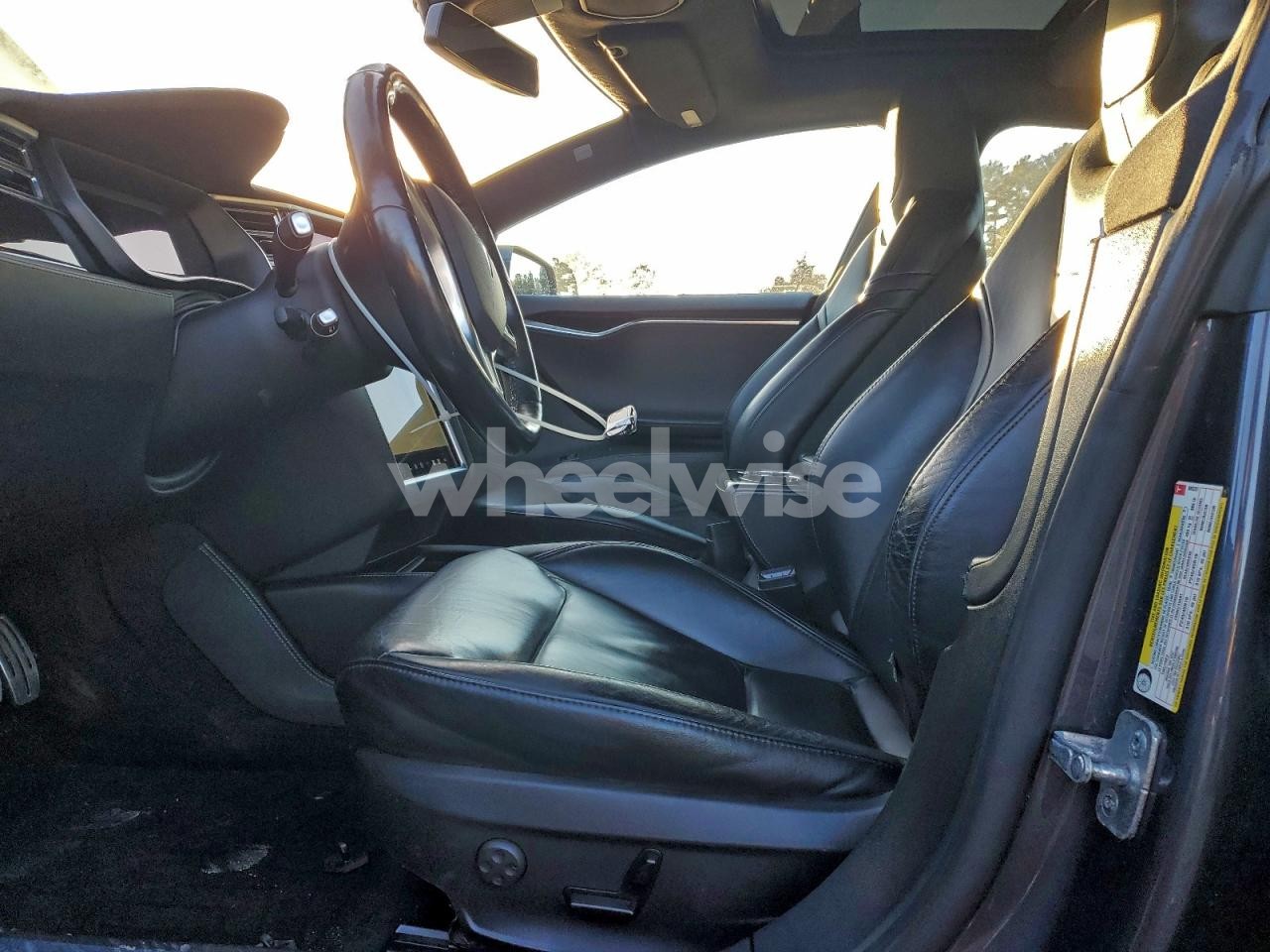 Photo 7 of 2015 TESLA MODEL S P85D (VIN 5YJSA1H48FF080287)