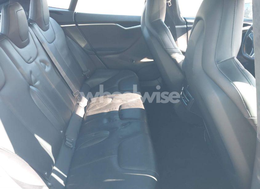 Photo 8 of 2015 Tesla Model S 85D/P85D (VIN 5YJSA1H49FF083456)