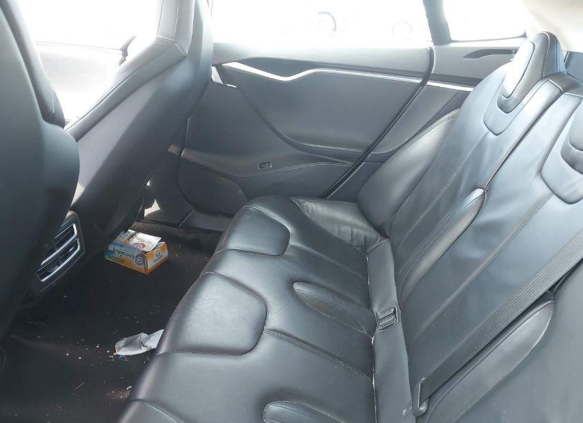 Photo 8 of 2014 Tesla Model S (VIN 5YJSA1S11EFP30431)