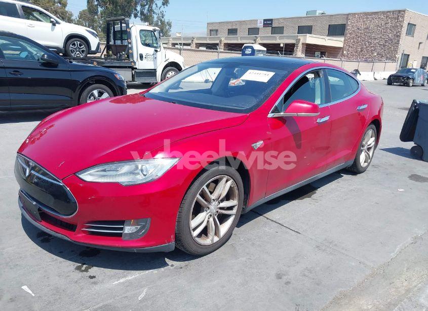 Photo 2 of 2014 Tesla Model S (VIN 5YJSA1S11EFP33278)