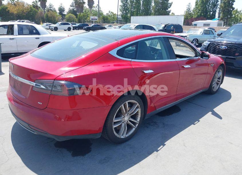 Photo 4 of 2014 Tesla Model S (VIN 5YJSA1S11EFP33278)
