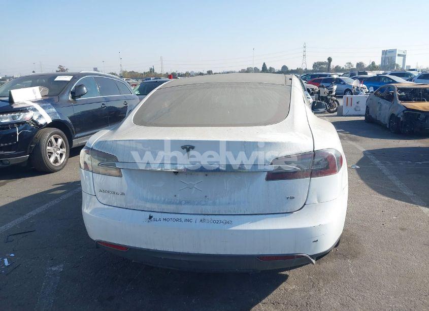 Photo 16 of 2014 Tesla Model S (VIN 5YJSA1S13EFP35596)