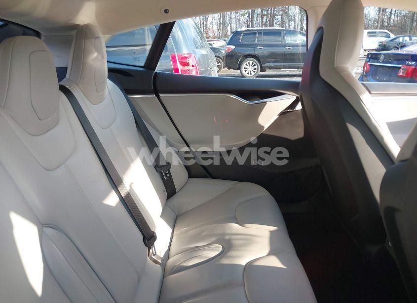 Photo 8 of 2015 Tesla Model S 60/70/85 (VIN 5YJSA1S15FF081153)