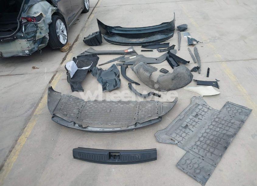 Photo 11 of 2014 Tesla Model S (VIN 5YJSA1S1XEFP53304)