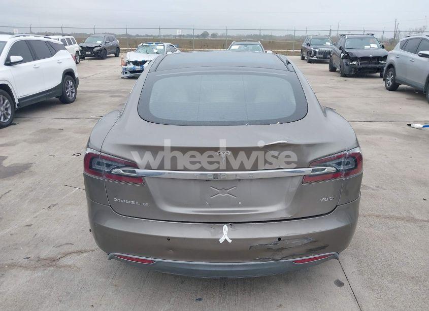 Photo 16 of 2015 Tesla Model S 70D/85D/P85D (VIN 5YJSA1S24FF087048)
