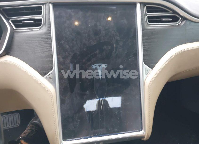 Photo 18 of 2015 Tesla Model S 70D/85D/P85D (VIN 5YJSA1S24FF087048)