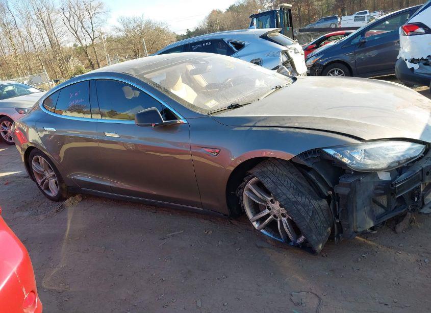 Photo 13 of 2015 Tesla Model S 70D/85D/P85D (VIN 5YJSA1S28FF095962)