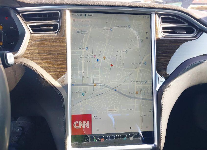 Photo 18 of 2015 Tesla Model S 70D/85D/P85D (VIN 5YJSA4H22FF094055)