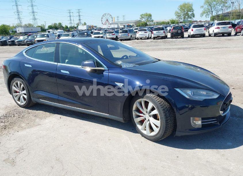 2015 Tesla Model S 70D/85D/P85D (VIN 5YJSA4H23FFP75941) main photo