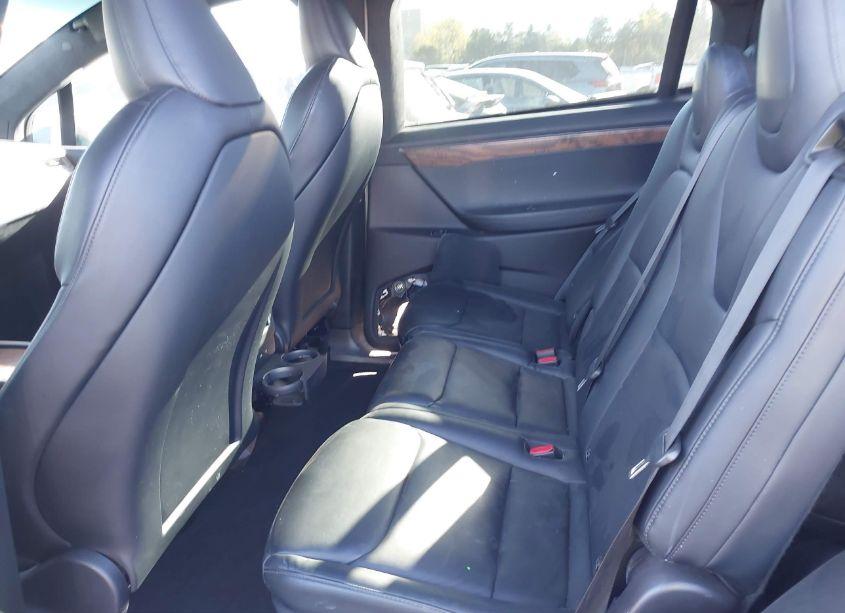 Photo 8 of 2020 Tesla Model X LONG RANGE DUAL MOTOR ALL-WHEEL DRIVE/LONG RANGE PLUS DUAL MOTOR ALL-WHEEL DRIVE (VIN 5YJXCAE20LF237485)