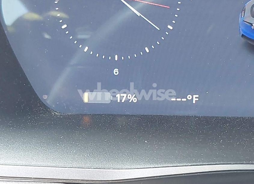 Photo 16 of 2018 Tesla Model X (VIN 5YJXCAE21JF142592)