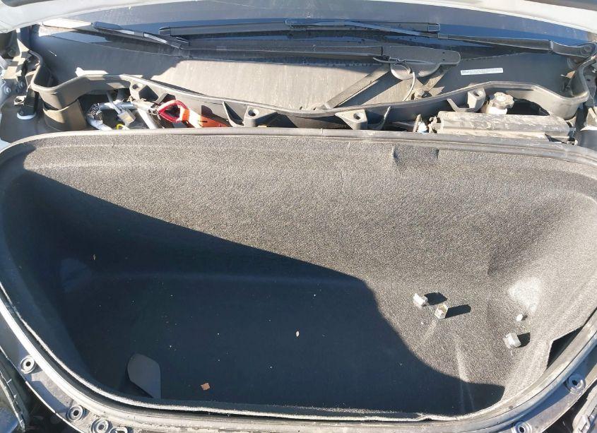 Photo 10 of 2018 Tesla Model X 100D/75D/P100D (VIN 5YJXCAE23JF138155)