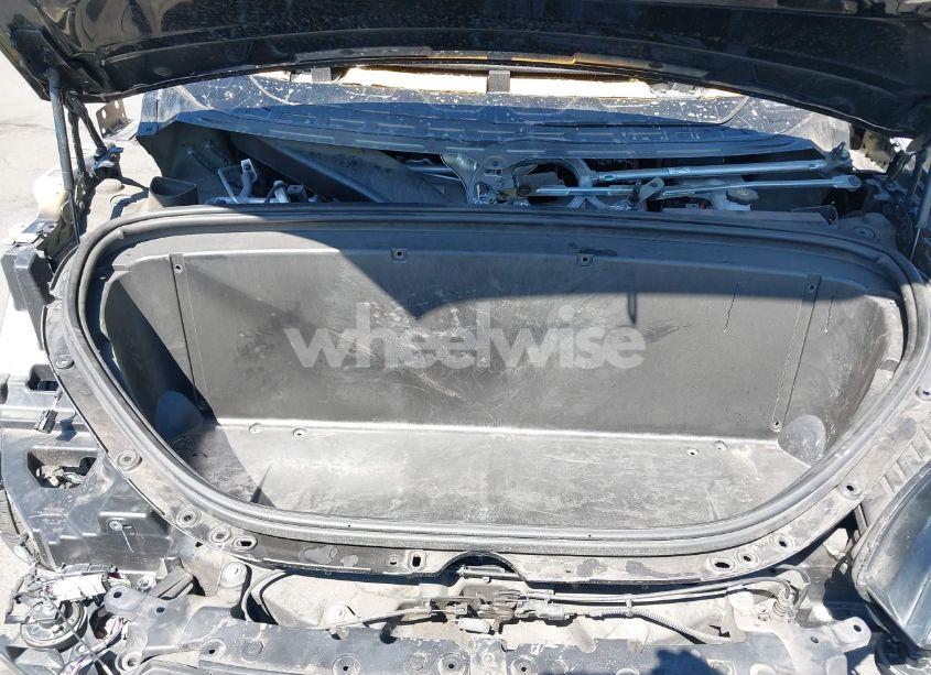 Photo 10 of 2020 Tesla Model X LONG RANGE DUAL MOTOR ALL-WHEEL DRIVE/LONG RANGE PLUS DUAL MOTOR ALL-WHEEL DRIVE (VIN 5YJXCAE24LF272238)