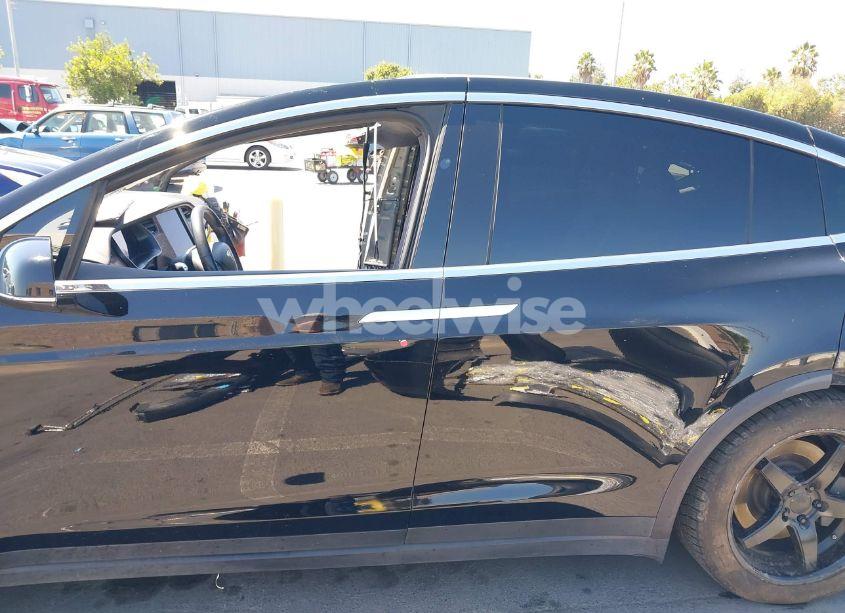 Photo 15 of 2020 Tesla Model X LONG RANGE DUAL MOTOR ALL-WHEEL DRIVE/LONG RANGE PLUS DUAL MOTOR ALL-WHEEL DRIVE (VIN 5YJXCAE24LF272238)
