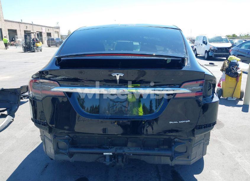 Photo 17 of 2020 Tesla Model X LONG RANGE DUAL MOTOR ALL-WHEEL DRIVE/LONG RANGE PLUS DUAL MOTOR ALL-WHEEL DRIVE (VIN 5YJXCAE24LF272238)