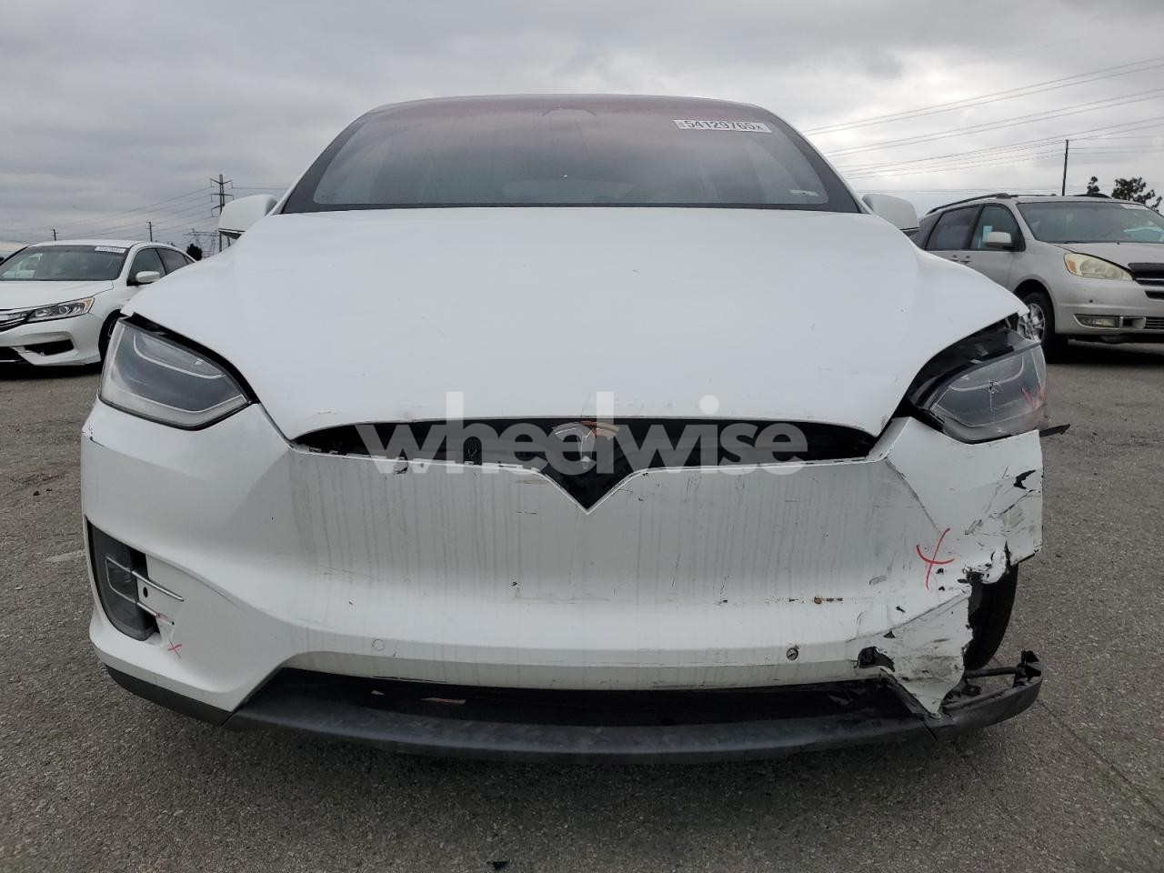 Photo 5 of 2018 TESLA MODEL X (VIN 5YJXCAE26JF111662)