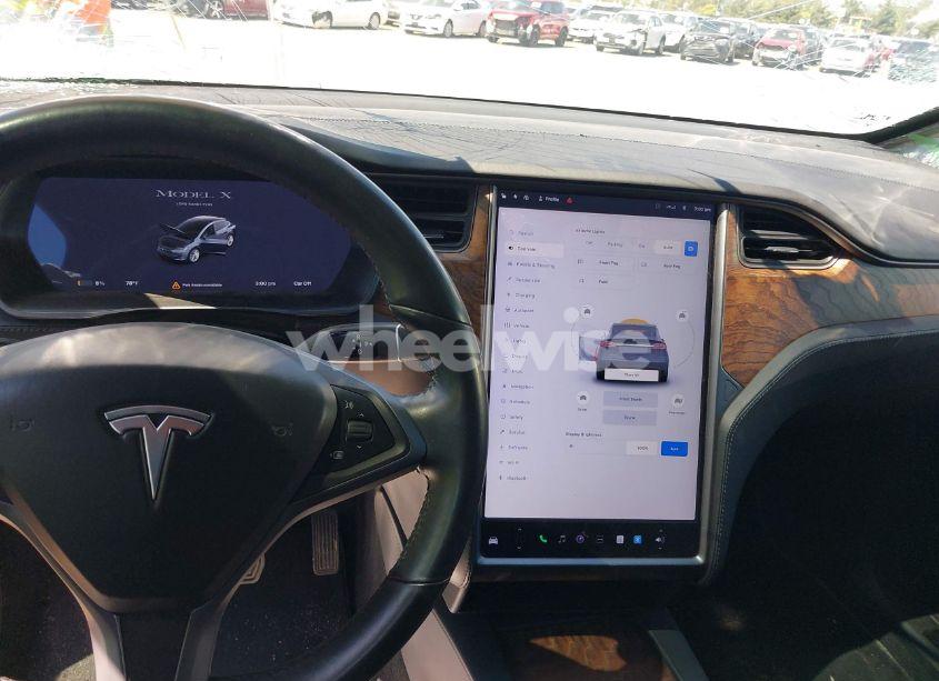 Photo 19 of 2020 Tesla Model X LONG RANGE DUAL MOTOR ALL-WHEEL DRIVE/LONG RANGE PLUS DUAL MOTOR ALL-WHEEL DRIVE (VIN 5YJXCAE26LF241024)