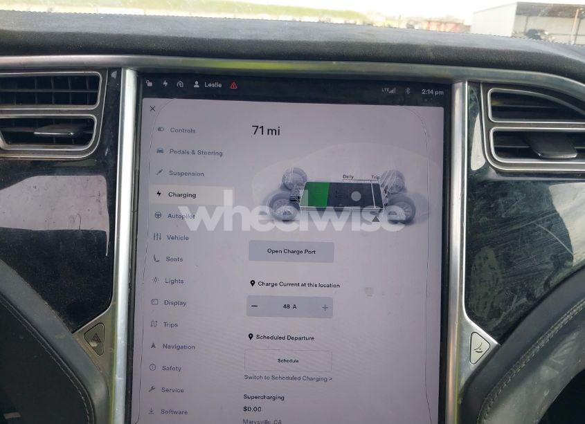 Photo 17 of 2016 Tesla Model X 60D/70D/75D/90D (VIN 5YJXCAE29GF015890)