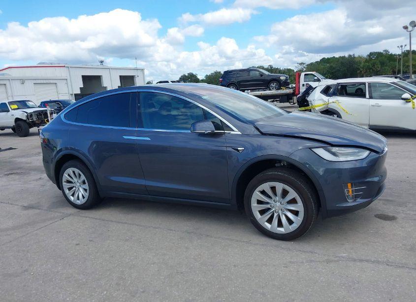 Photo 12 of 2021 Tesla Model X LONG RANGE DUAL MOTOR ALL-WHEEL DRIVE/LONG RANGE PLUS DUAL MOTOR ALL-WHEEL DRIVE (VIN 5YJXCAE29MF323623)