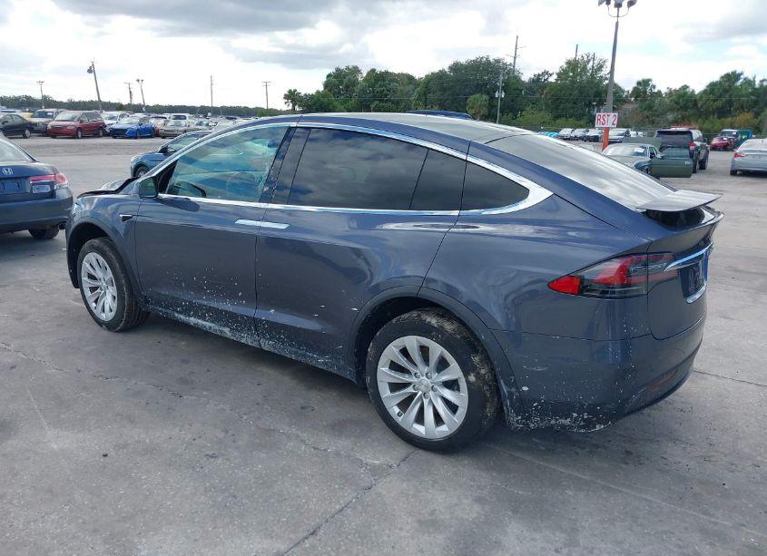 Photo 3 of 2021 Tesla Model X LONG RANGE DUAL MOTOR ALL-WHEEL DRIVE/LONG RANGE PLUS DUAL MOTOR ALL-WHEEL DRIVE (VIN 5YJXCAE29MF323623)