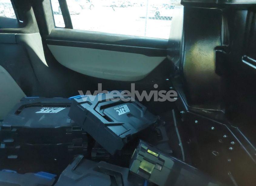 Photo 8 of 2016 Tesla Model X 60D/P100D/P90D (VIN 5YJXCAE43GFS00440)