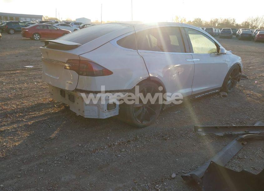 Photo 4 of 2017 Tesla Model X 100D/75D/90D (VIN 5YJXCBE20HF050017)