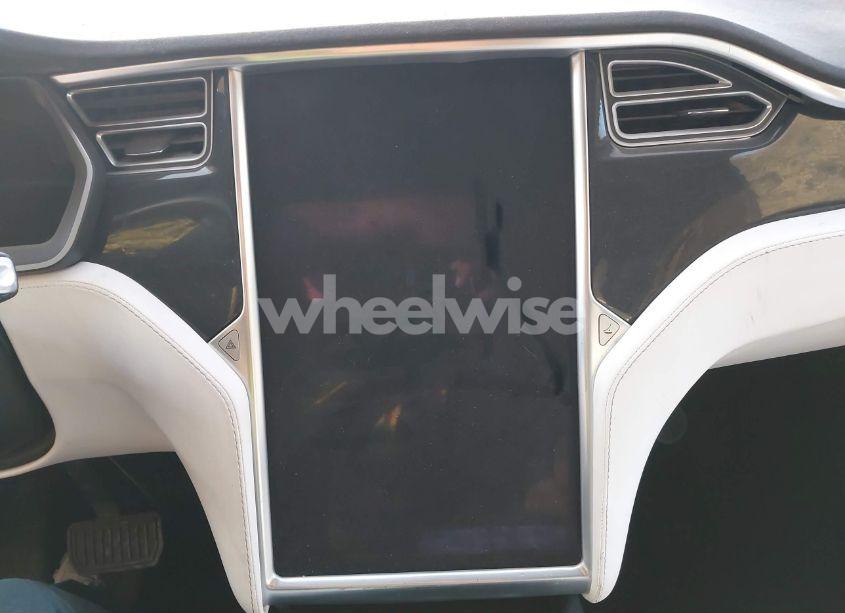 Photo 7 of 2017 Tesla Model X 100D/75D/90D (VIN 5YJXCBE20HF050017)