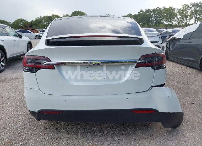 Photo 16 of 2017 Tesla Model X 100D/75D/90D (VIN 5YJXCBE20HF070252)