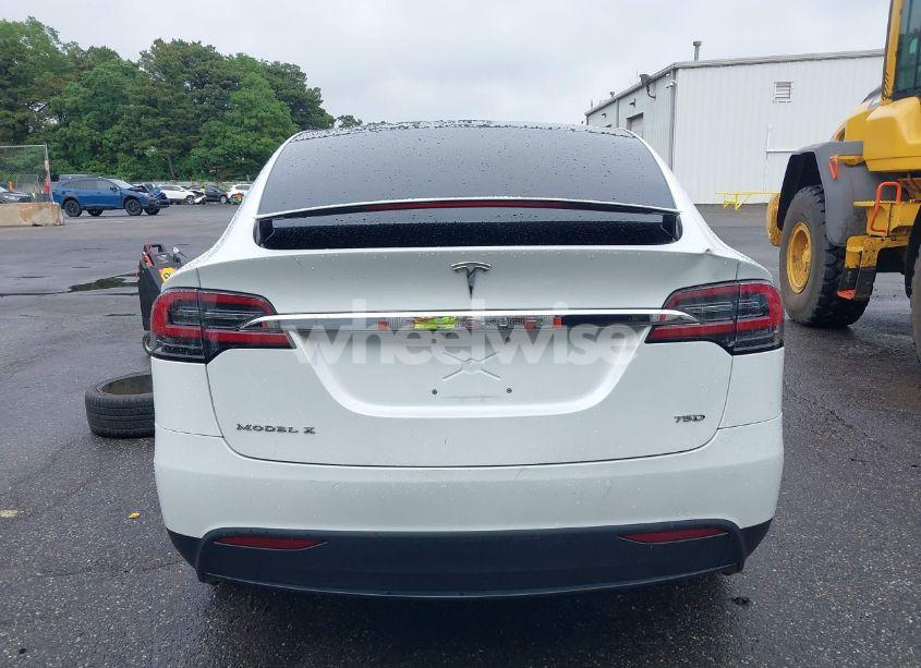 Photo 17 of 2018 Tesla Model X (VIN 5YJXCBE21JF141187)