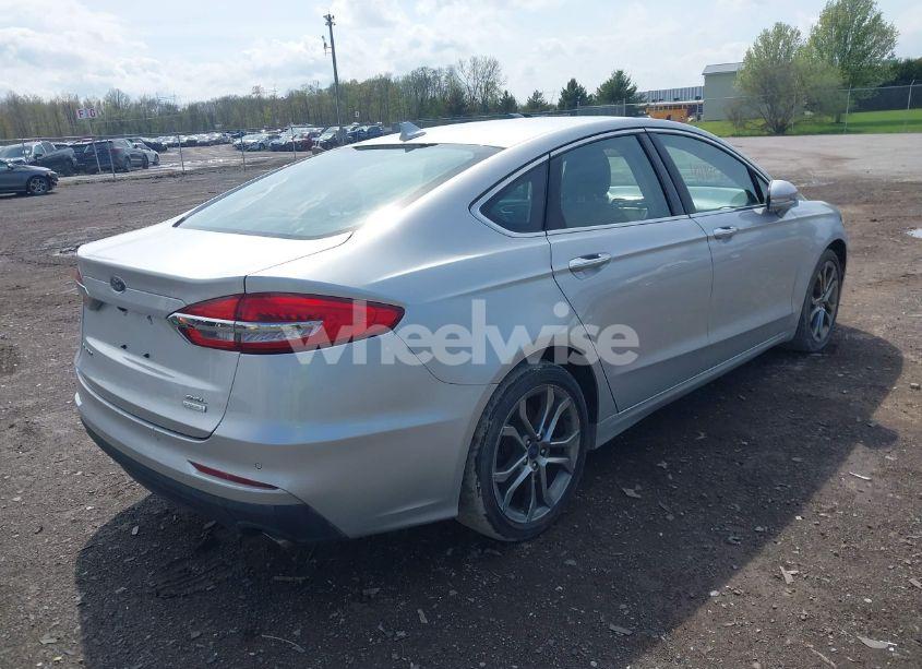 Photo 4 of 2019 Ford Fusion SEL (VIN 5YJXCBE21KF******)