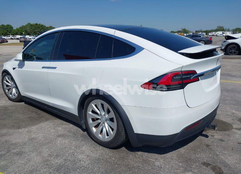 Photo 3 of 2017 Tesla Model X 100D/75D/90D (VIN 5YJXCBE23HF045670)