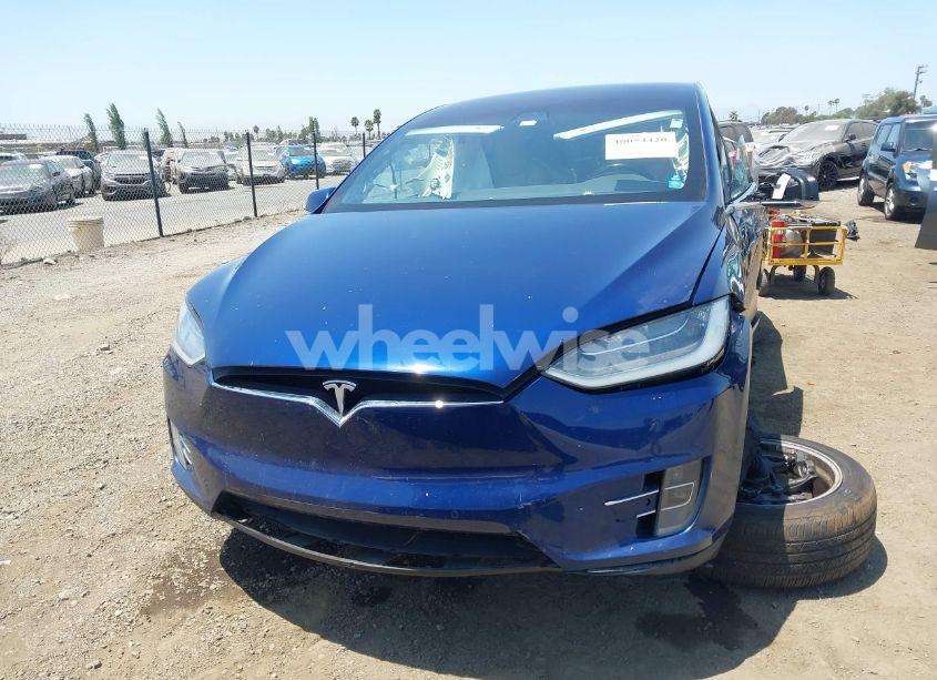 Photo 13 of 2017 Tesla Model X 100D/75D/90D (VIN 5YJXCBE24HF044656)