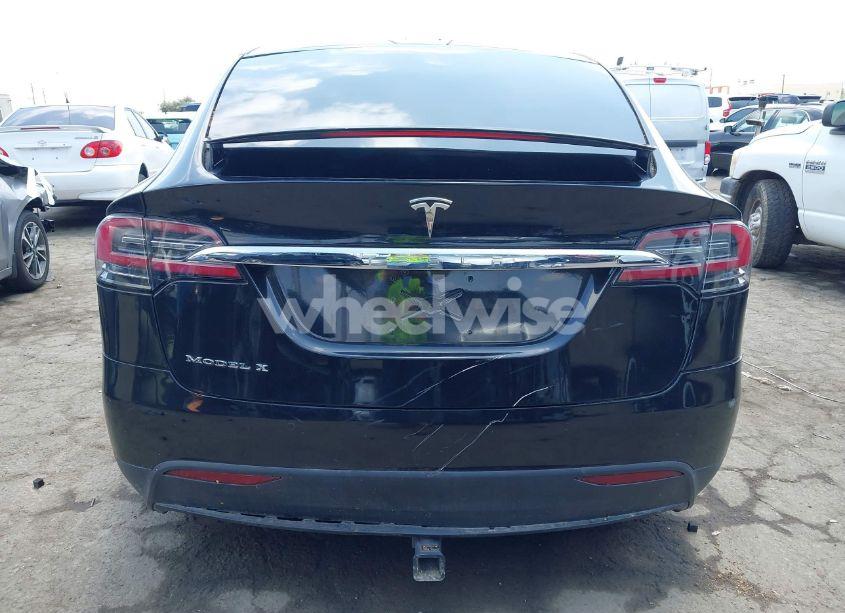 Photo 17 of 2017 Tesla Model X 100D/75D/90D (VIN 5YJXCBE24HF078435)