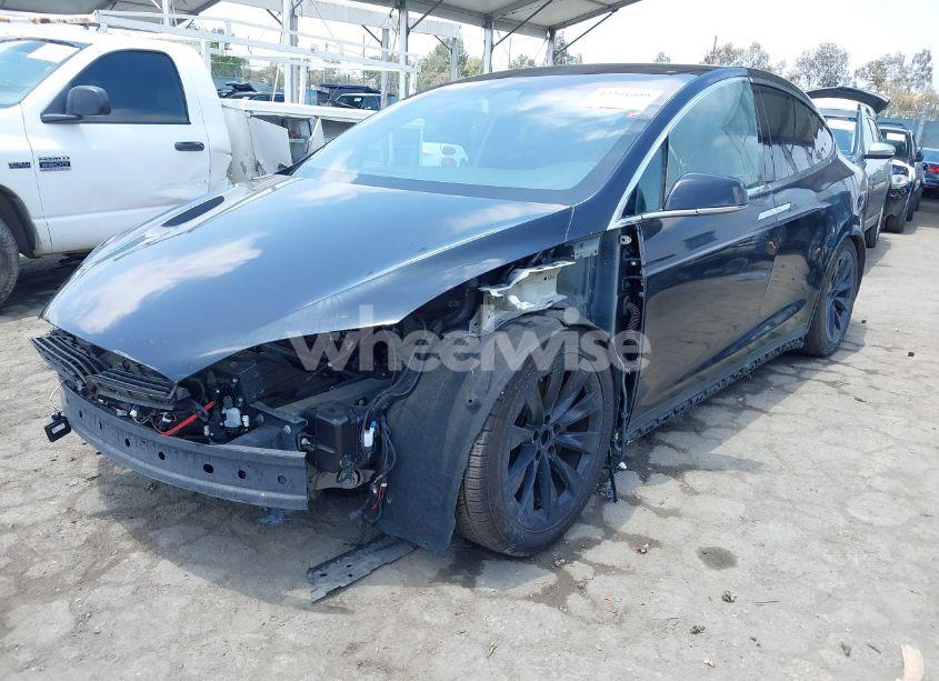 Photo 2 of 2017 Tesla Model X 100D/75D/90D (VIN 5YJXCBE24HF078435)