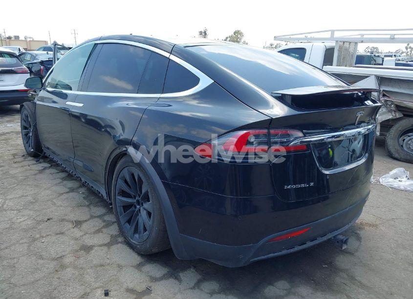 Photo 3 of 2017 Tesla Model X 100D/75D/90D (VIN 5YJXCBE24HF078435)