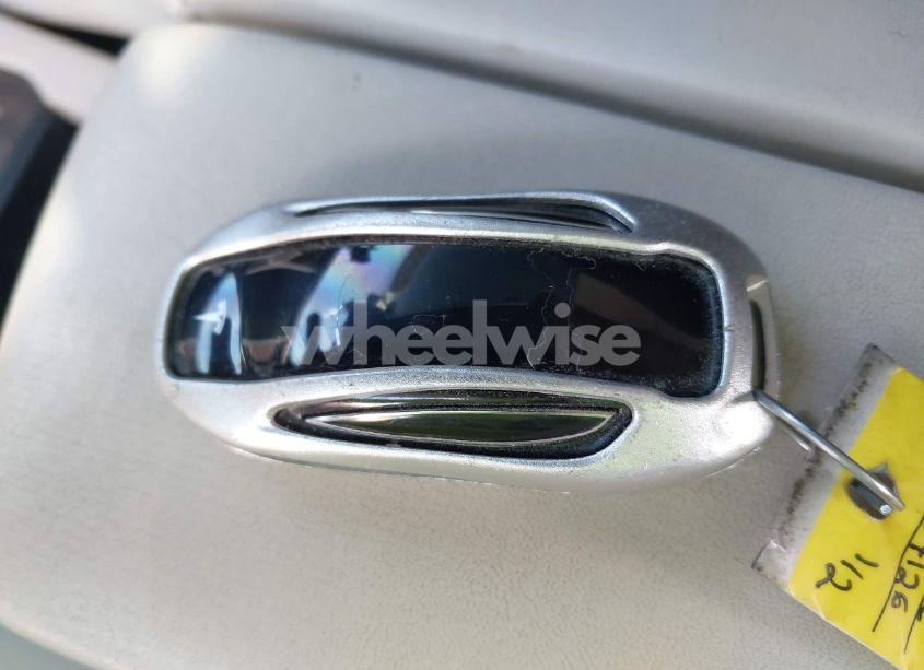 Photo 11 of 2018 Tesla Model X 100D/75D/P100D (VIN 5YJXCBE26JF087126)