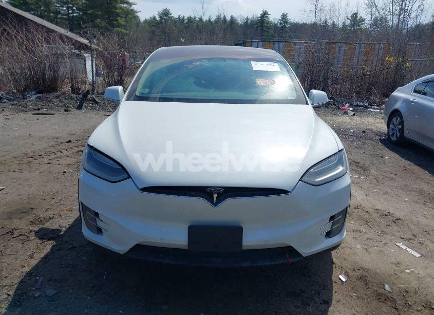 Photo 13 of 2018 Tesla Model X 100D/75D/P100D (VIN 5YJXCBE26JF087126)