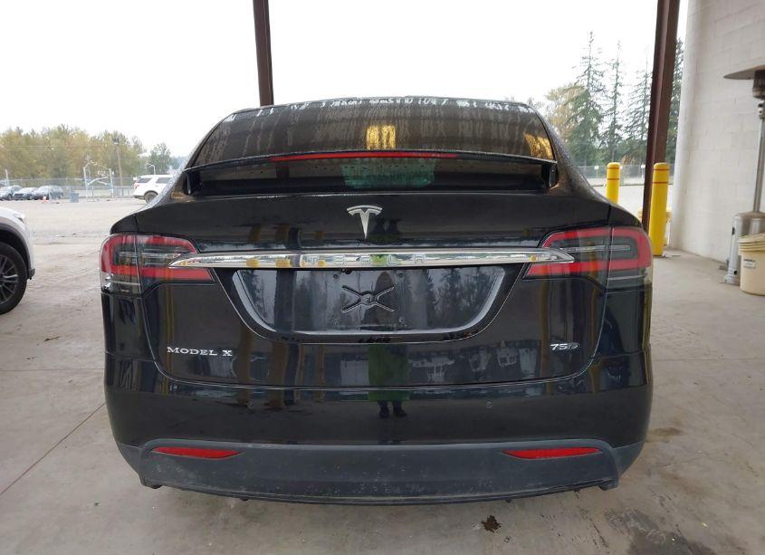 Photo 16 of 2017 Tesla Model X 100D/75D/90D (VIN 5YJXCBE27HF045672)