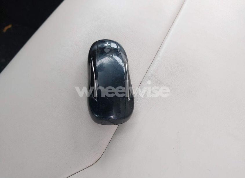 Photo 10 of 2018 Tesla Model X 100D/75D/P100D (VIN 5YJXCBE27JF115385)