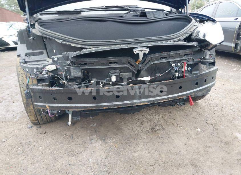 Photo 20 of 2018 Tesla Model X 100D/75D/P100D (VIN 5YJXCBE27JF115385)