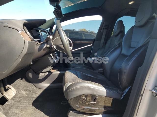 Photo 8 of 2016 TESLA MODEL X N/A (VIN 5YJXCBE2XGF017668)