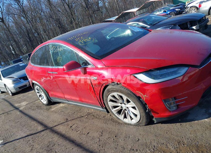 Photo 6 of 2017 Tesla Model X 100D/75D/90D (VIN 5YJXCBE2XHF065740)