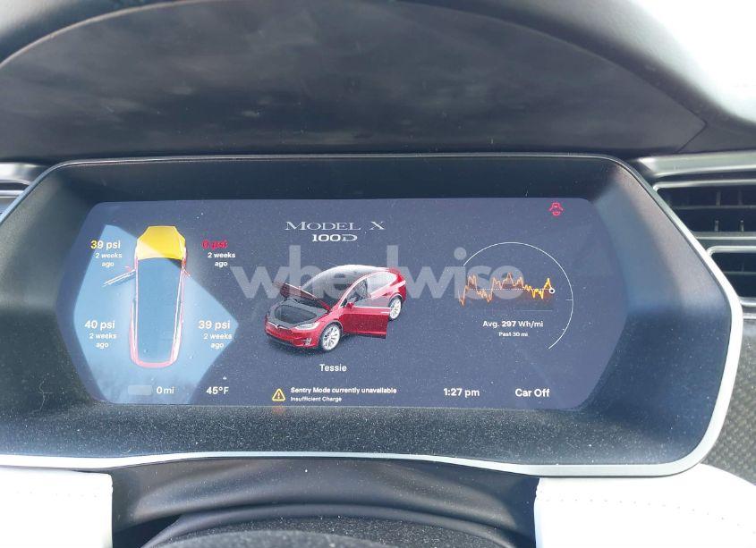 Photo 7 of 2017 Tesla Model X 100D/75D/90D (VIN 5YJXCBE2XHF065740)