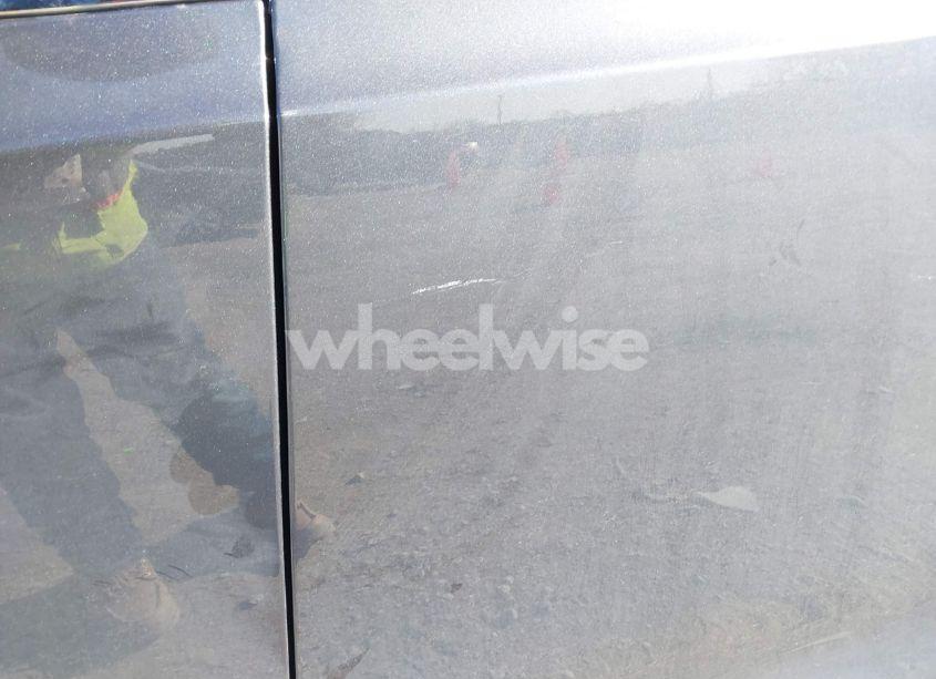 Photo 6 of 2020 Tesla Model X LONG RANGE DUAL MOTOR ALL-WHEEL DRIVE/LONG RANGE PLUS DUAL MOTOR ALL-WHEEL DRIVE (VIN 5YJXCBE2XLF230629)