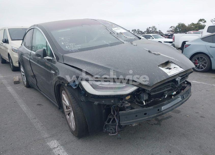 2020 Tesla Model X LONG RANGE DUAL MOTOR ALL-WHEEL DRIVE/LONG RANGE PLUS DUAL MOTOR ALL-WHEEL DRIVE (VIN 5YJXCBE2XLF244787) main photo